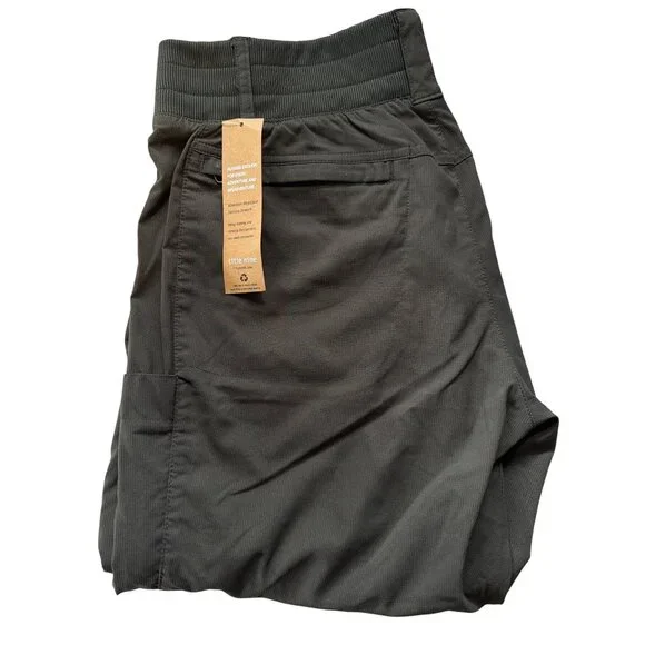 NWT Title Nine Women Gray Clamber Capri Hiking Nylon Pants 12 MSRP$109 - Picture 10 of 12